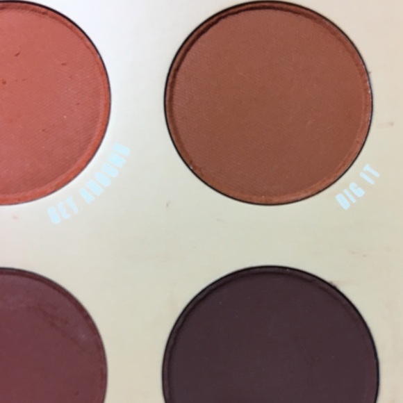 Colourpop’s Big Poppy eyeshadow palette - Picture 8 of 13